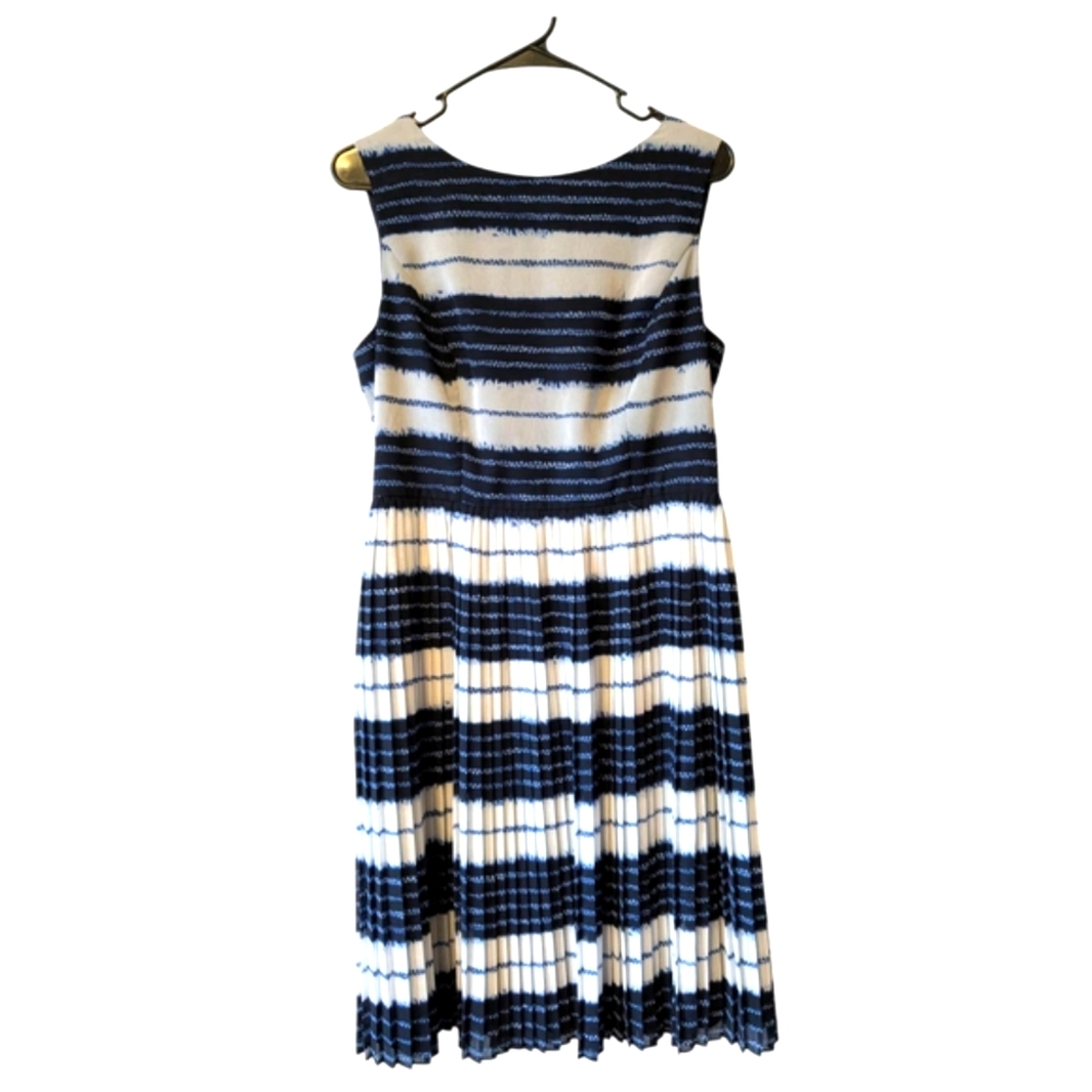 Adrianna Papell Pleated Sleeveless Striped Dress - Navy Blue White Sz.10 - Picture 4 of 13